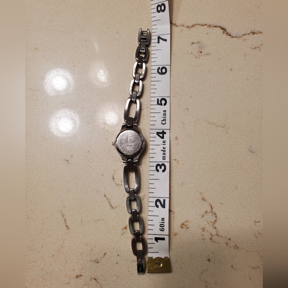 Fossil watch, EUC, Needs battery: adjustable bracelet clip; 6.5/7 band,  Vintage - Picture 5 of 6